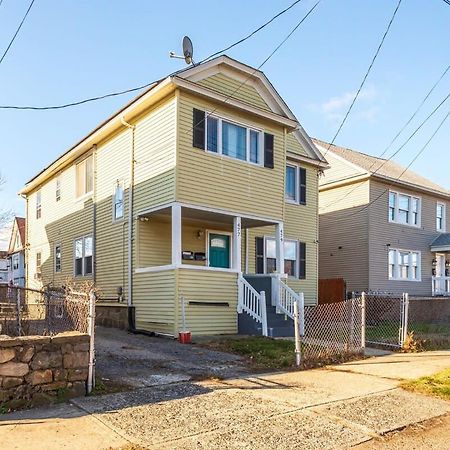 The Blue Sapphire 2Br 2 King Beds & Ample Backyard Apartment Bridgeport Exterior foto