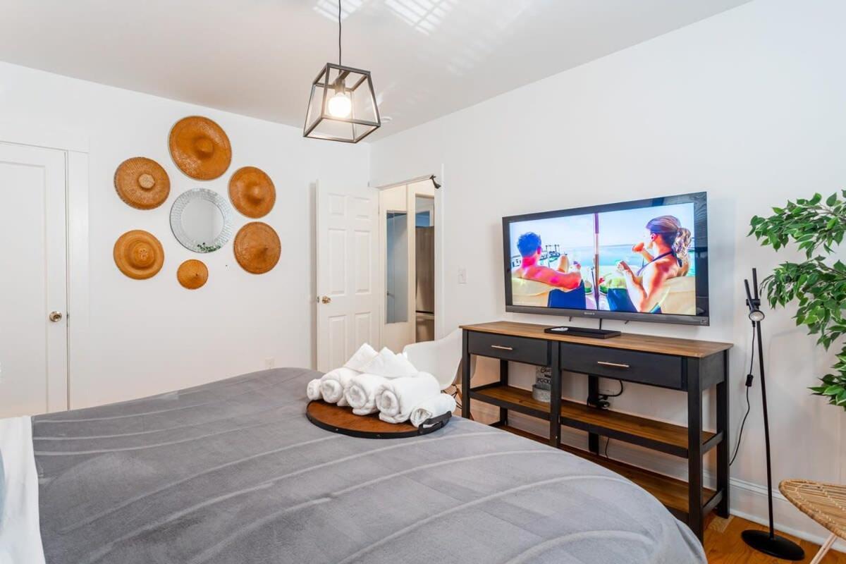 The Blue Sapphire 2Br 2 King Beds & Ample Backyard Apartment Bridgeport Exterior foto
